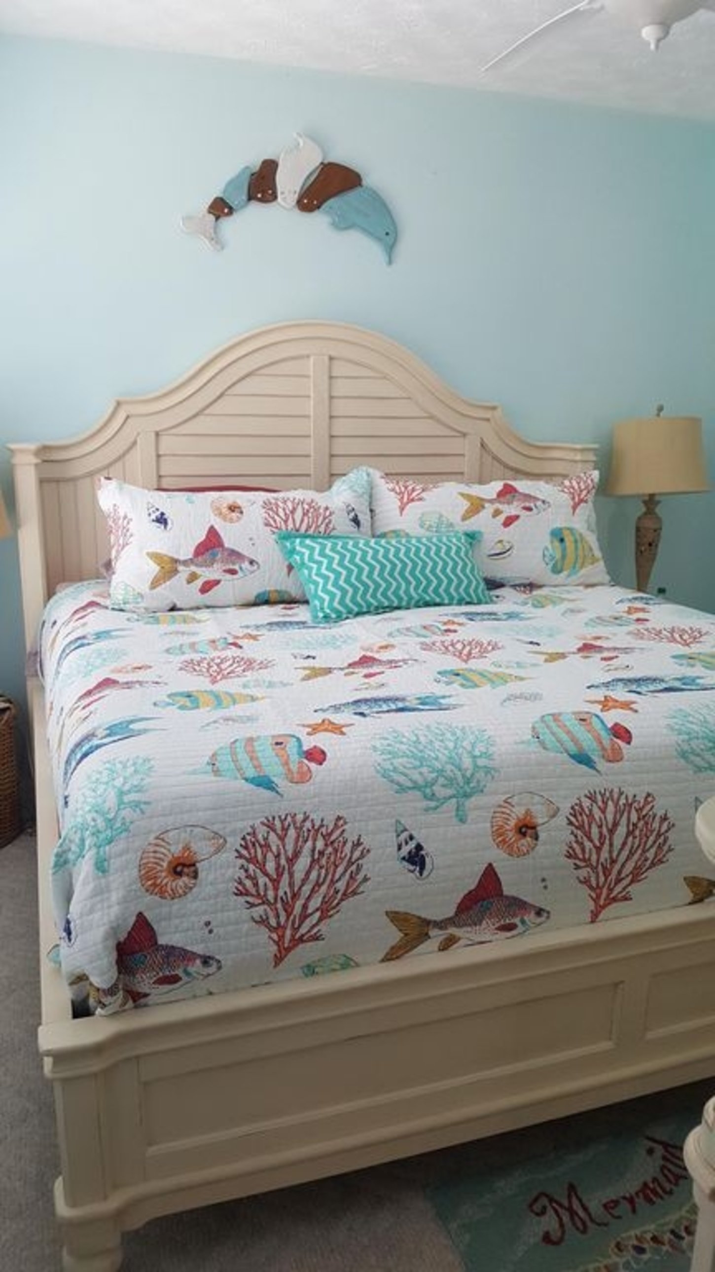 Master ensuite with King Bed