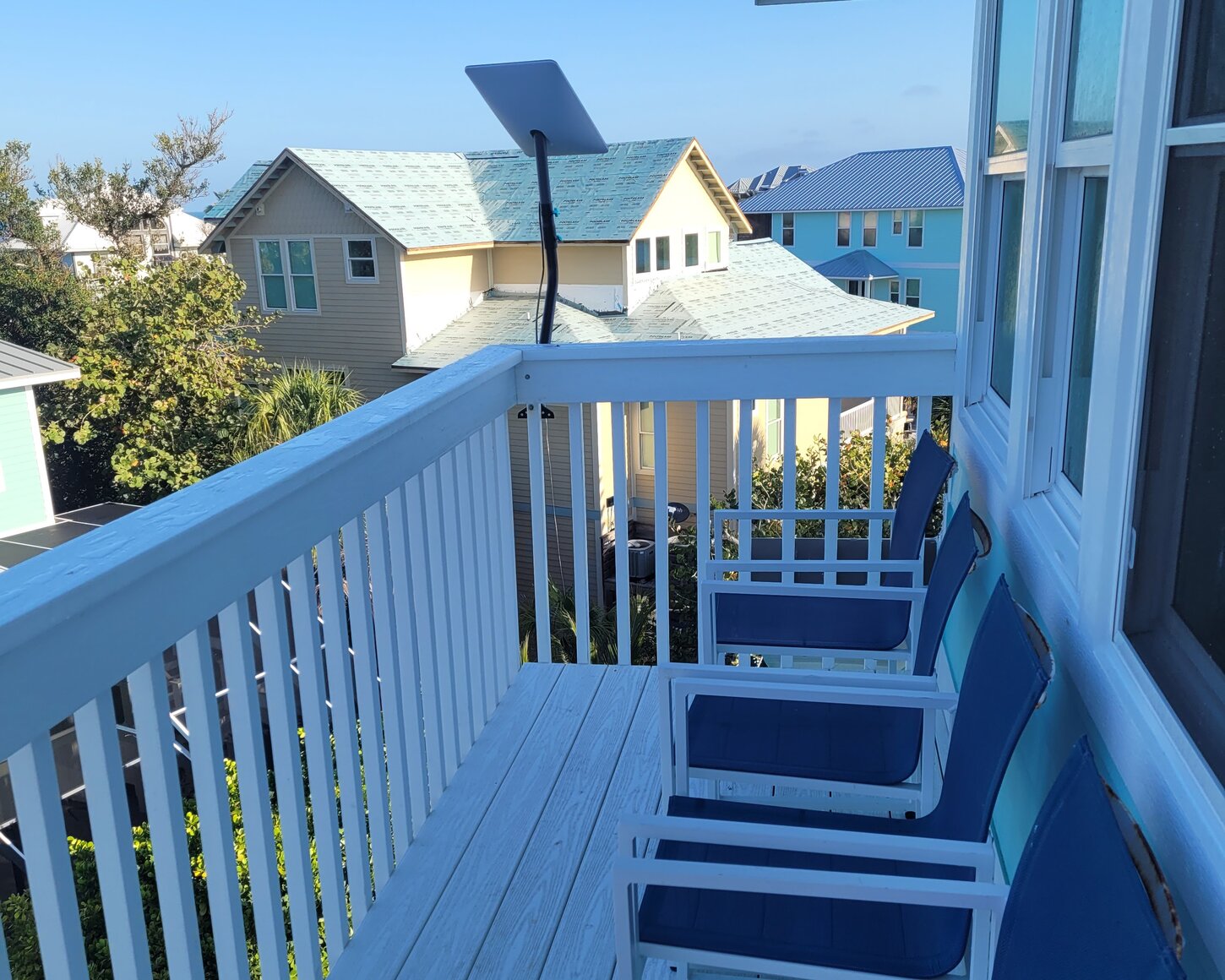 Beautiful Island viewing from the Loft Deck