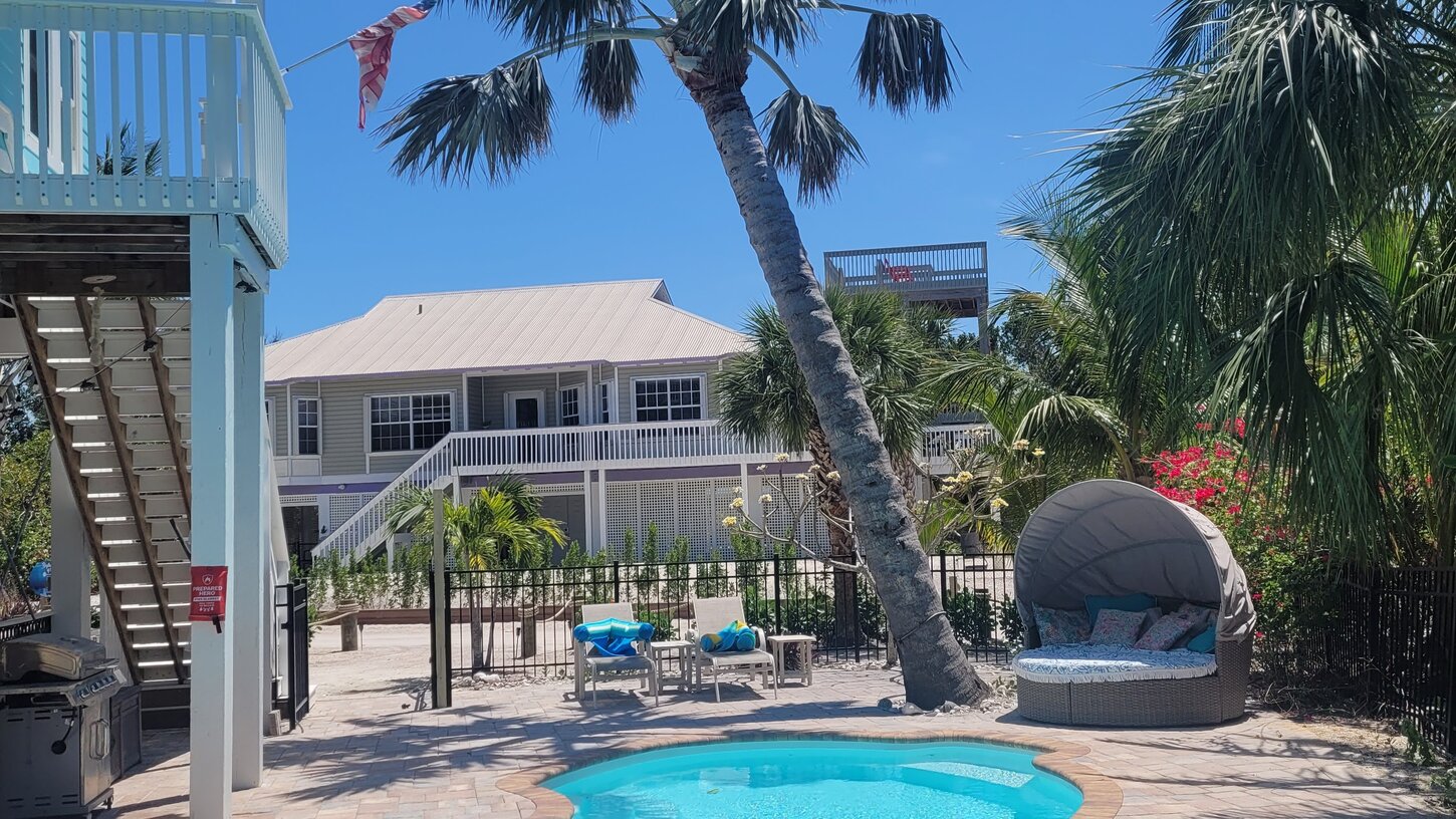 Pool living