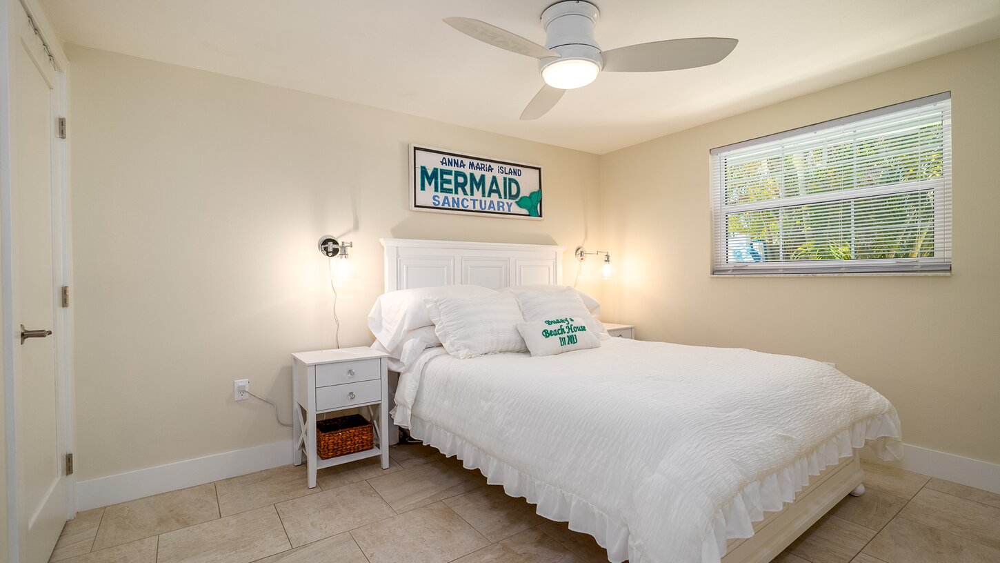 Second bedroom