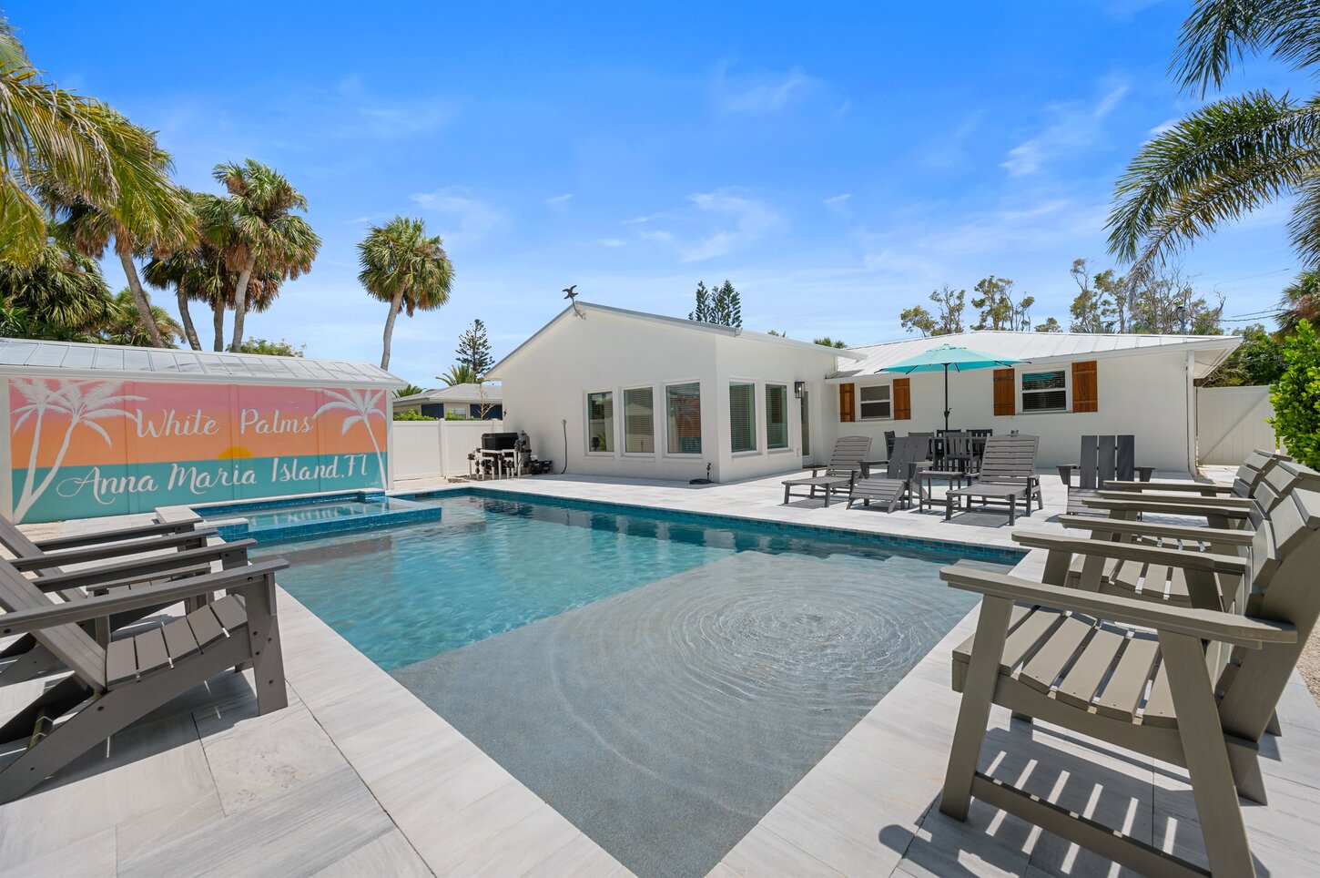 Welcome to White Palms
