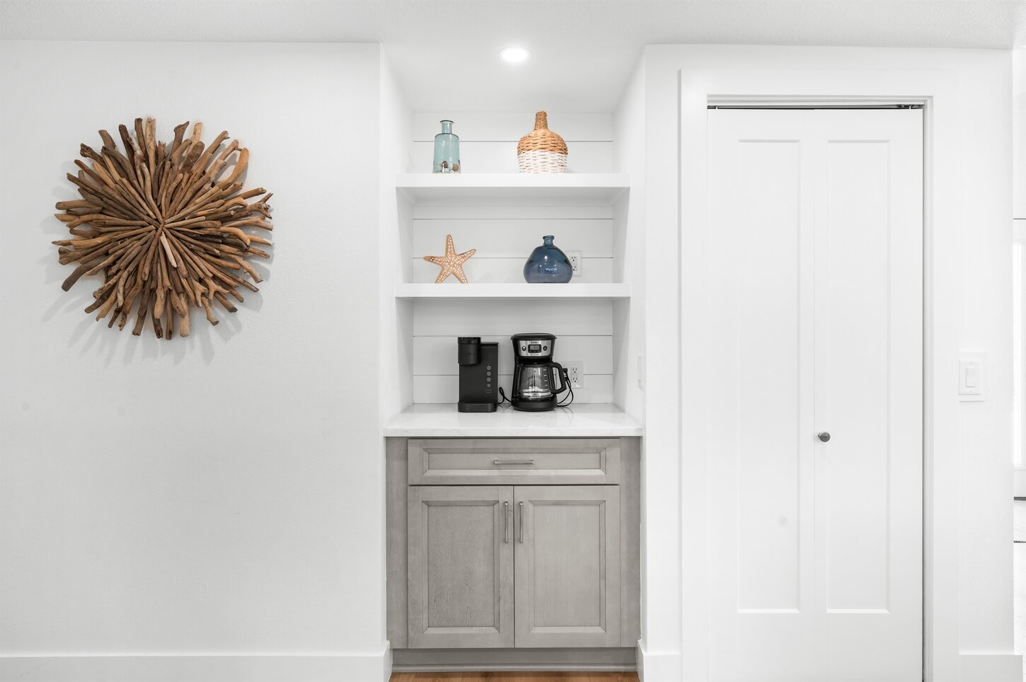 Coffee bar with Keurig and drip machine