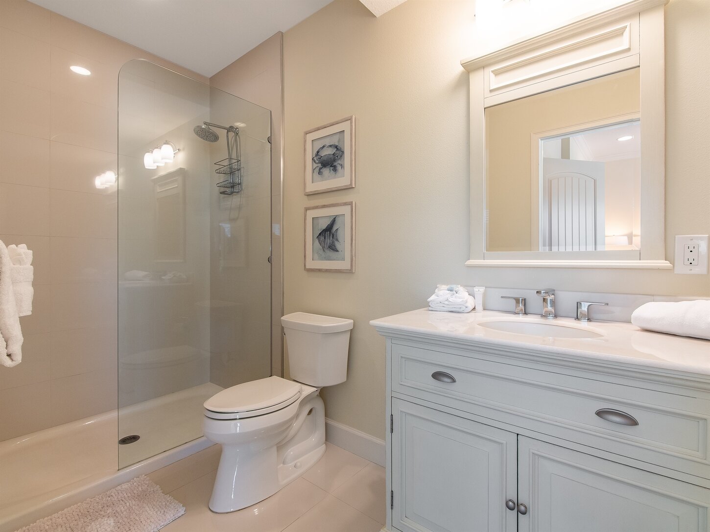 Main floor ensuite bathroom