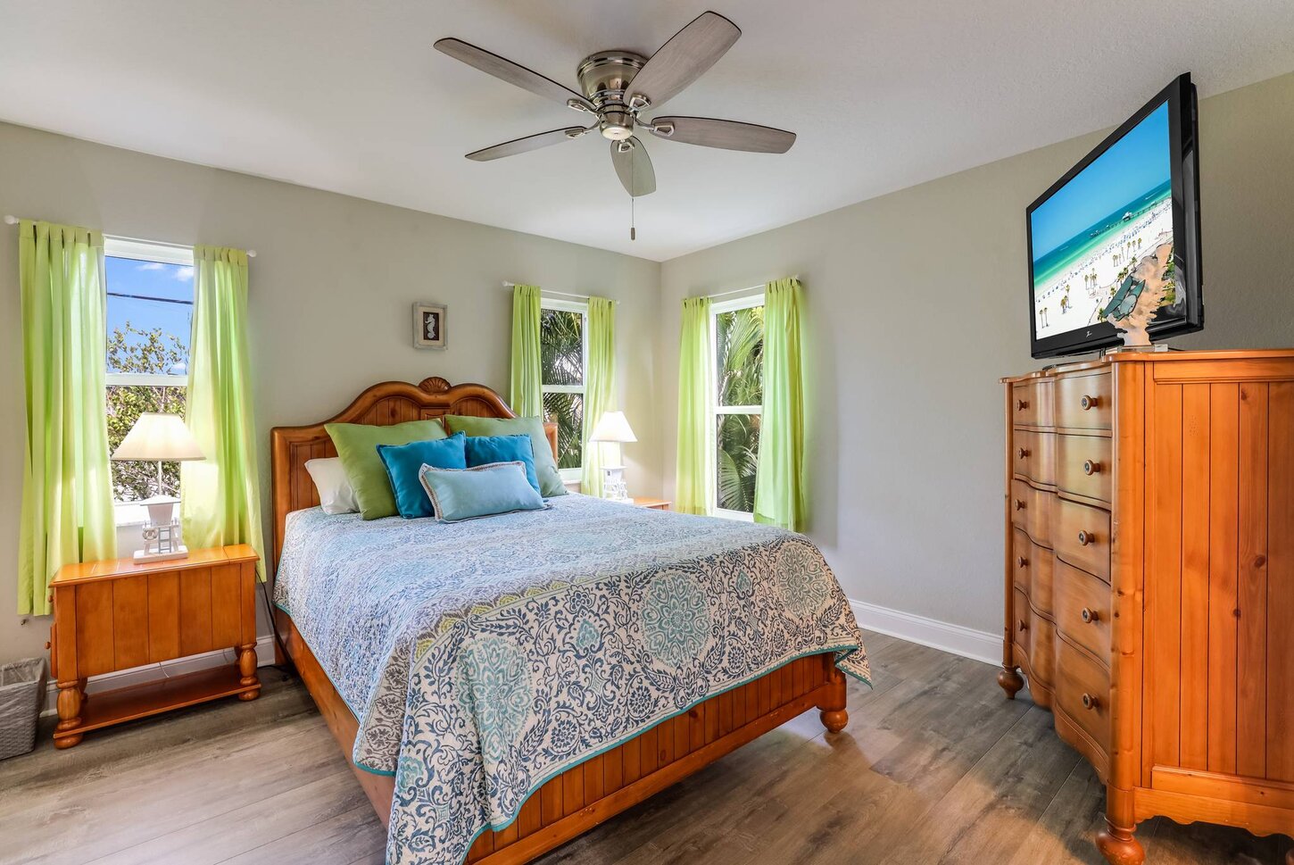 Second bedroom