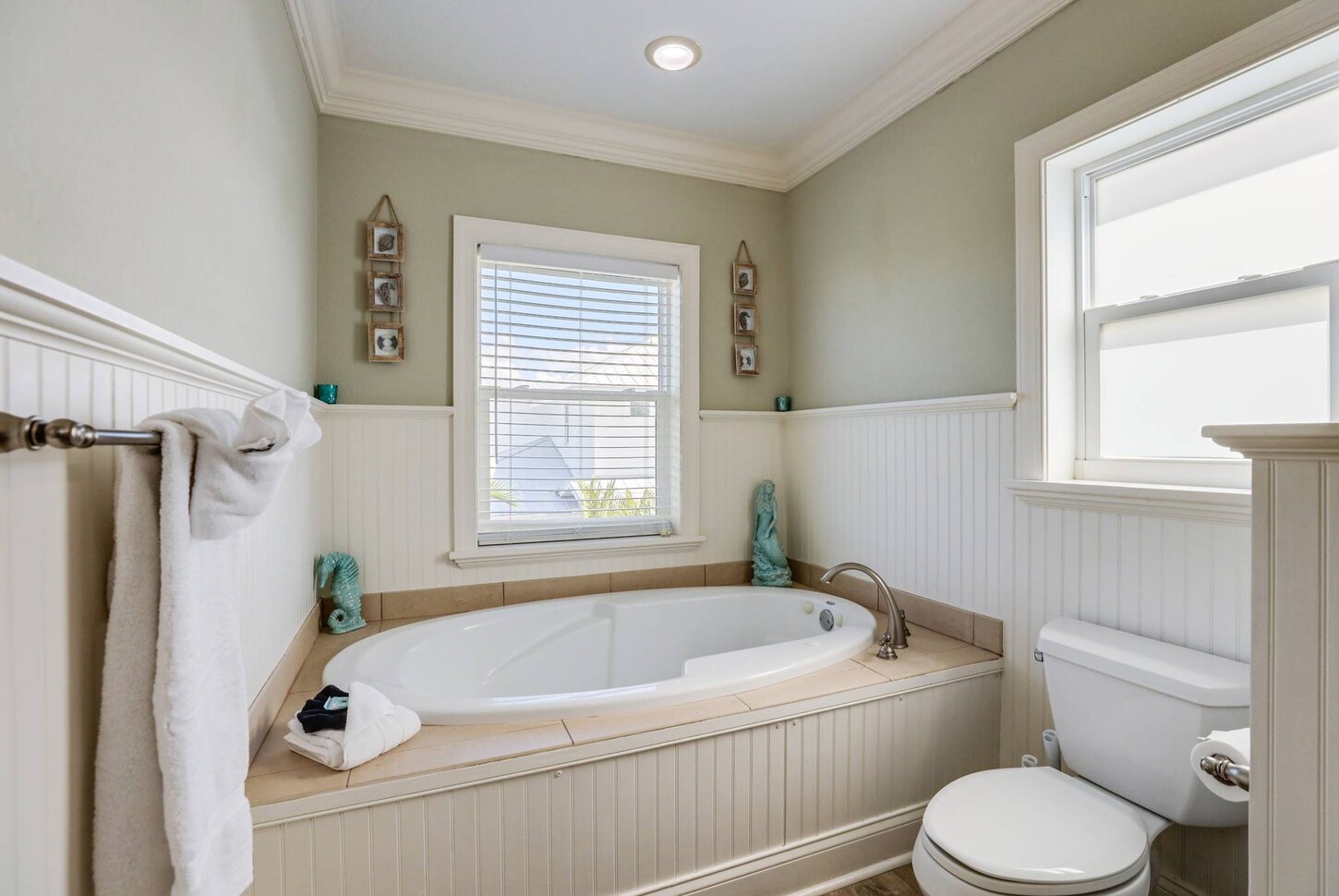 Relax in the tub after a long beach day