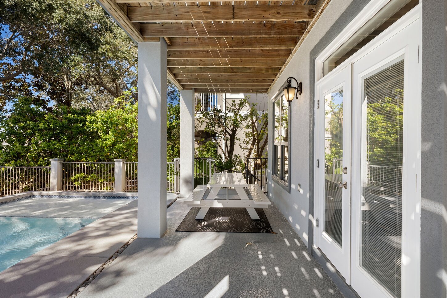 1st Floor Patio
