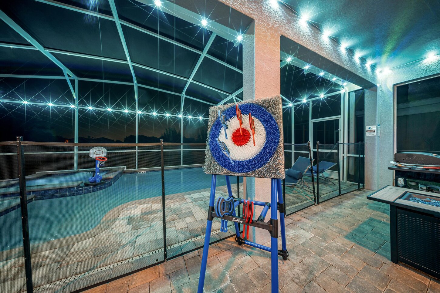  Fun  relaxation for all  Connect 4,  axe throwing,  pool table,  egg chair,  loungers   umbrella. The perfect spot to play or unwind.