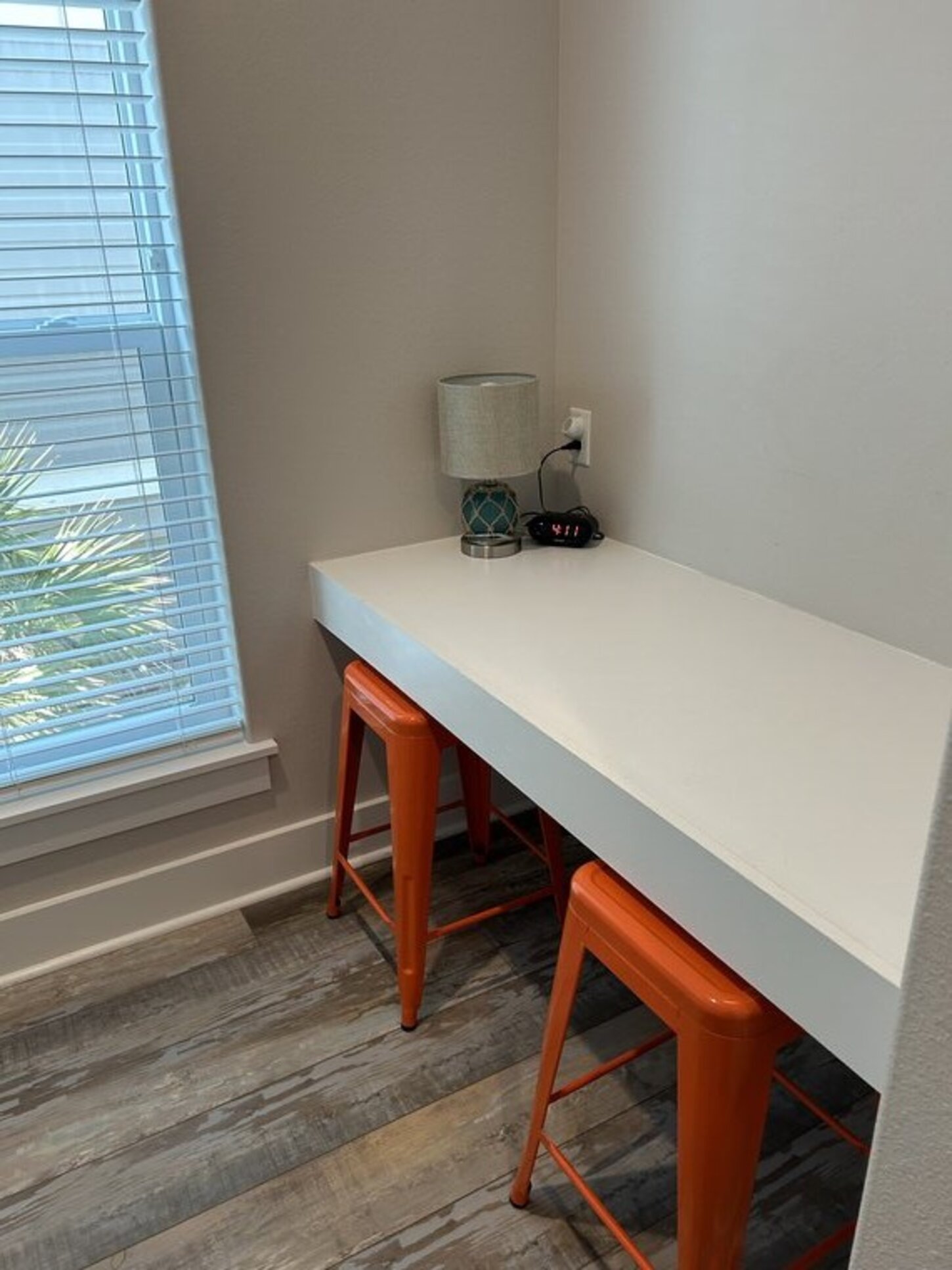 Bunk room (mid-level)