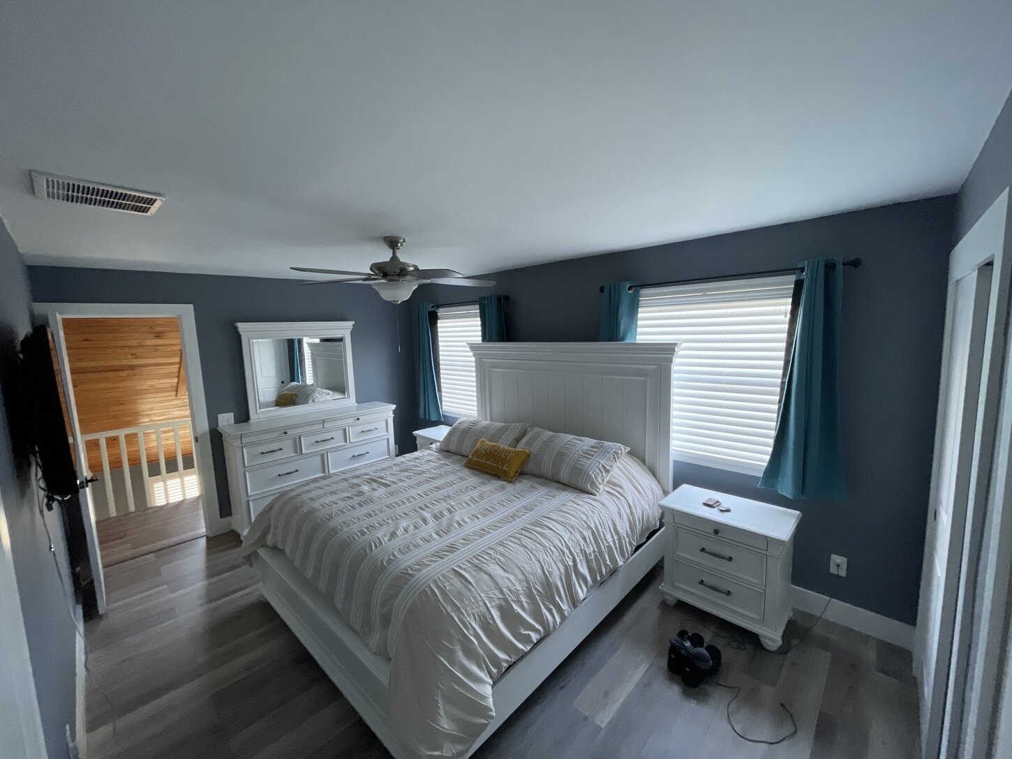 Upstairs King size Bedroom #2