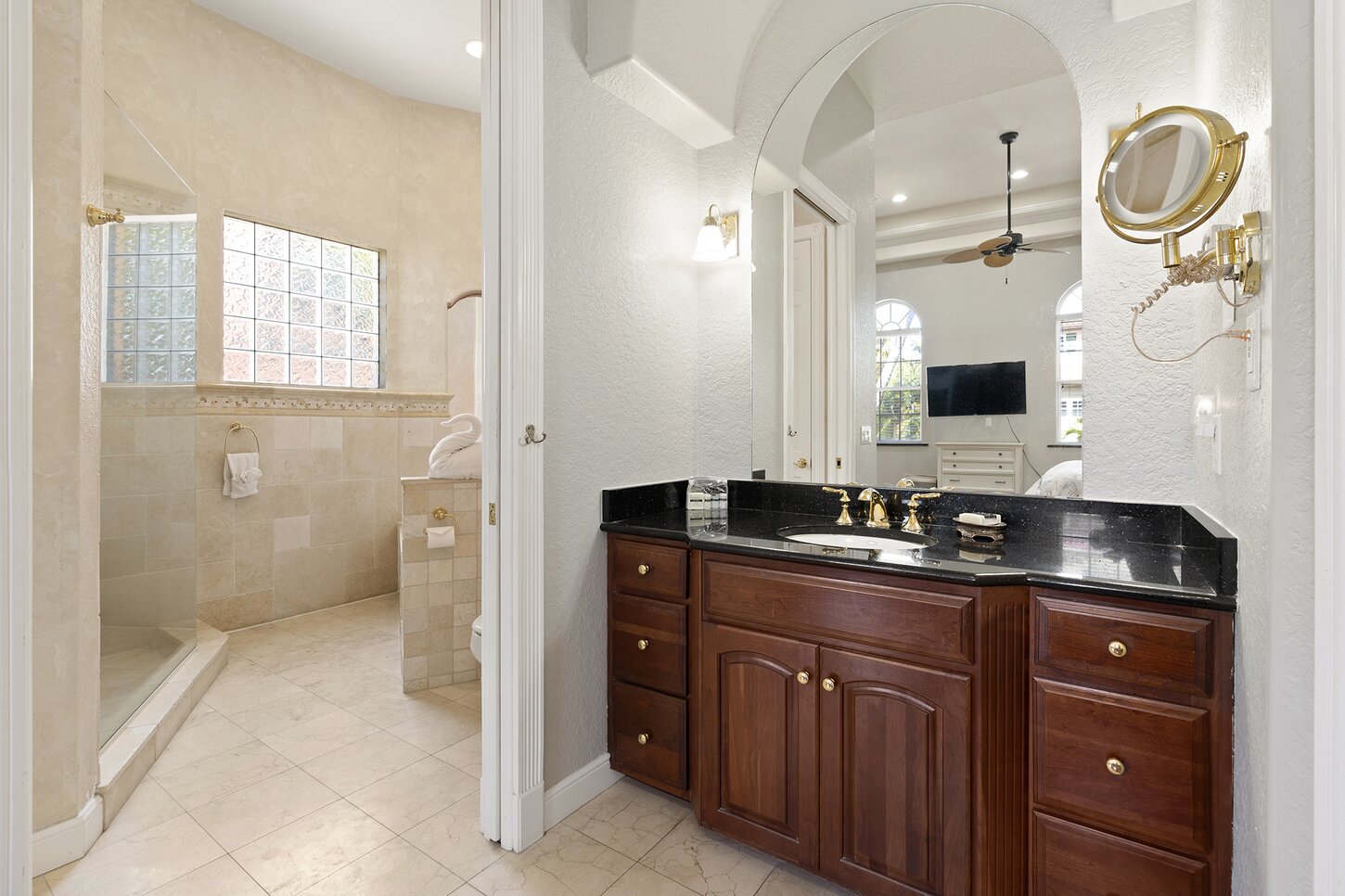 Suite 1  Bathroom