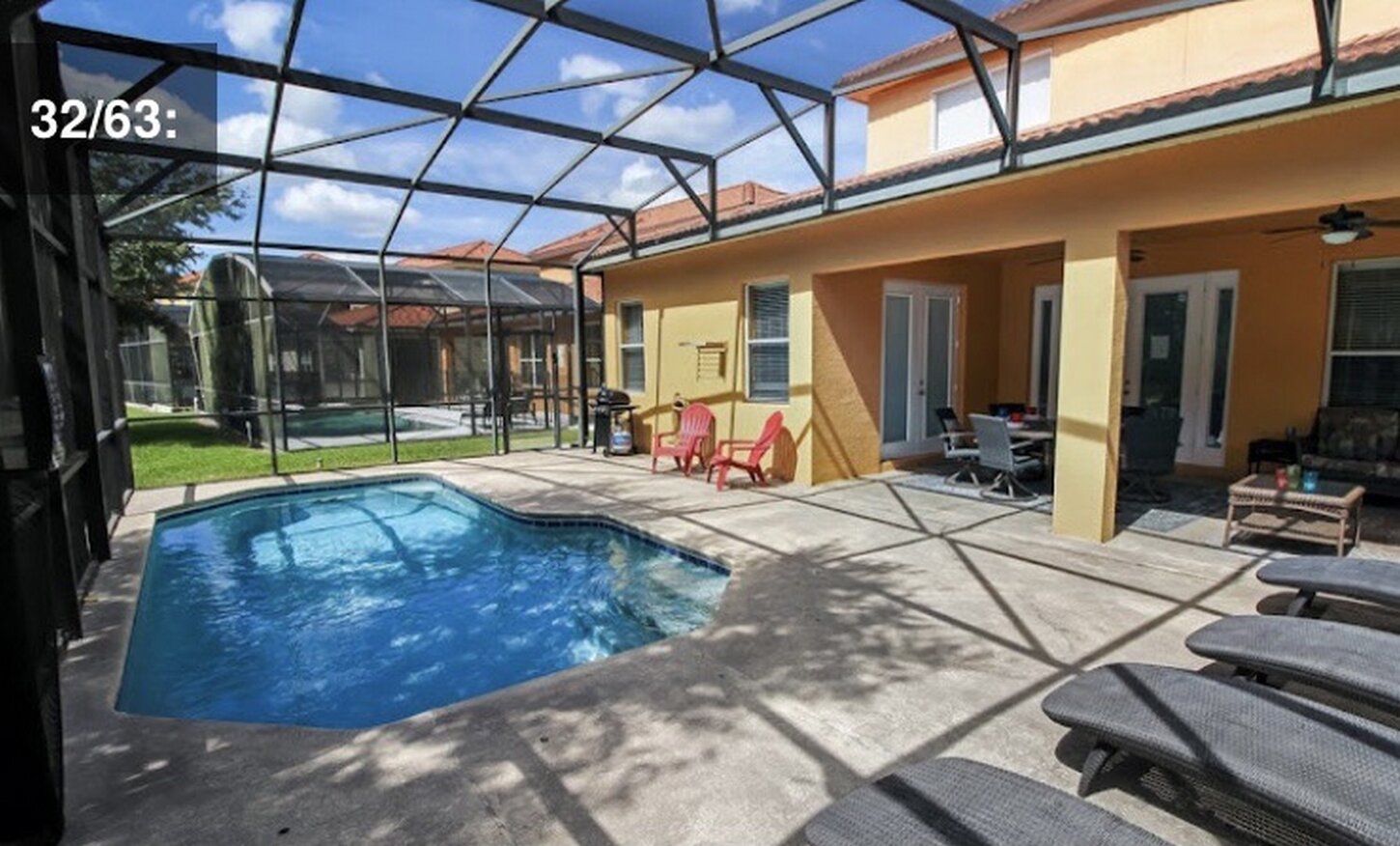 Plentu of space, chairs and loungers to enjoy the Florida sunshine