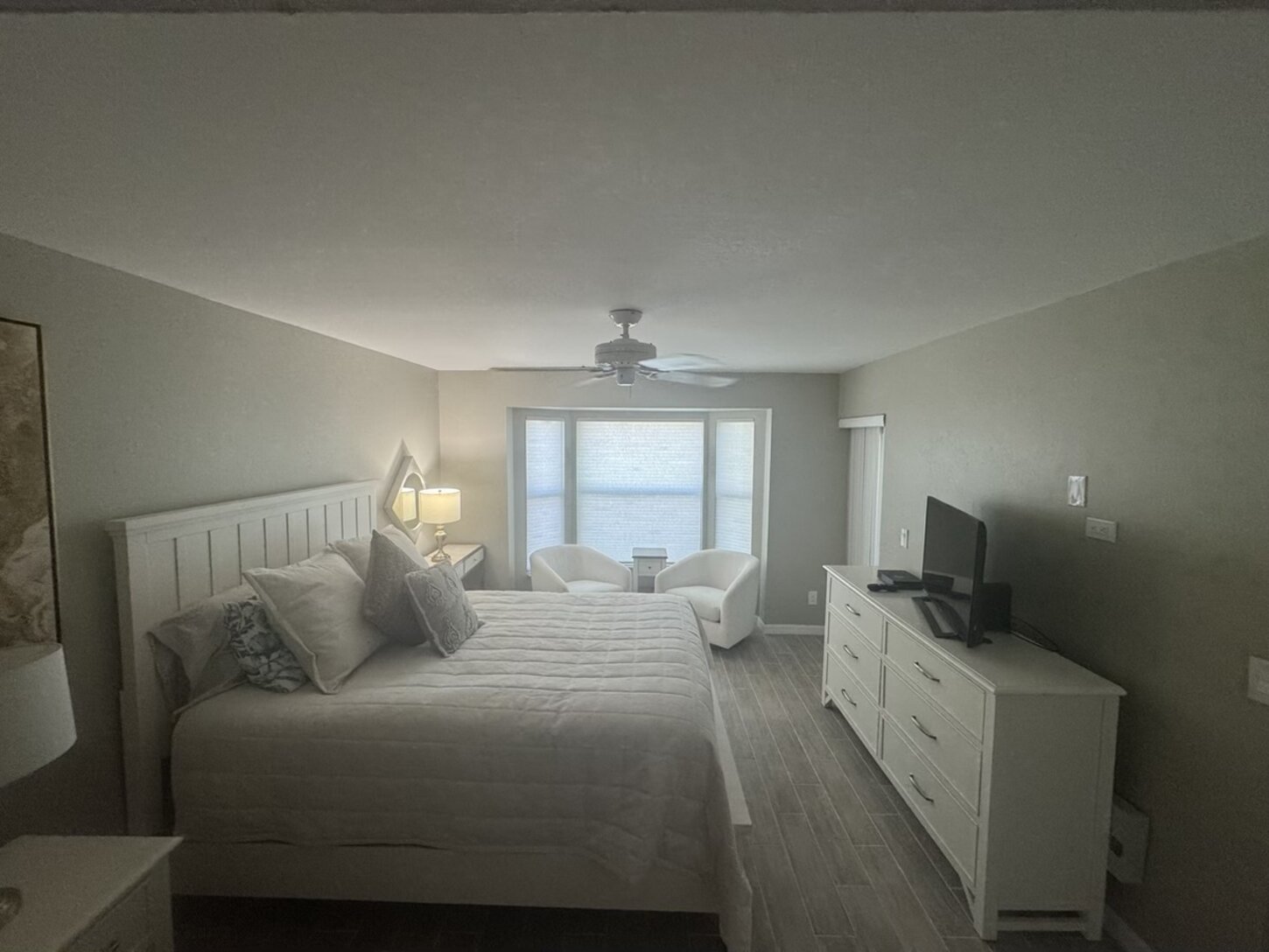 Master Bedroom (Turn Phone Sideways for Full Picture)