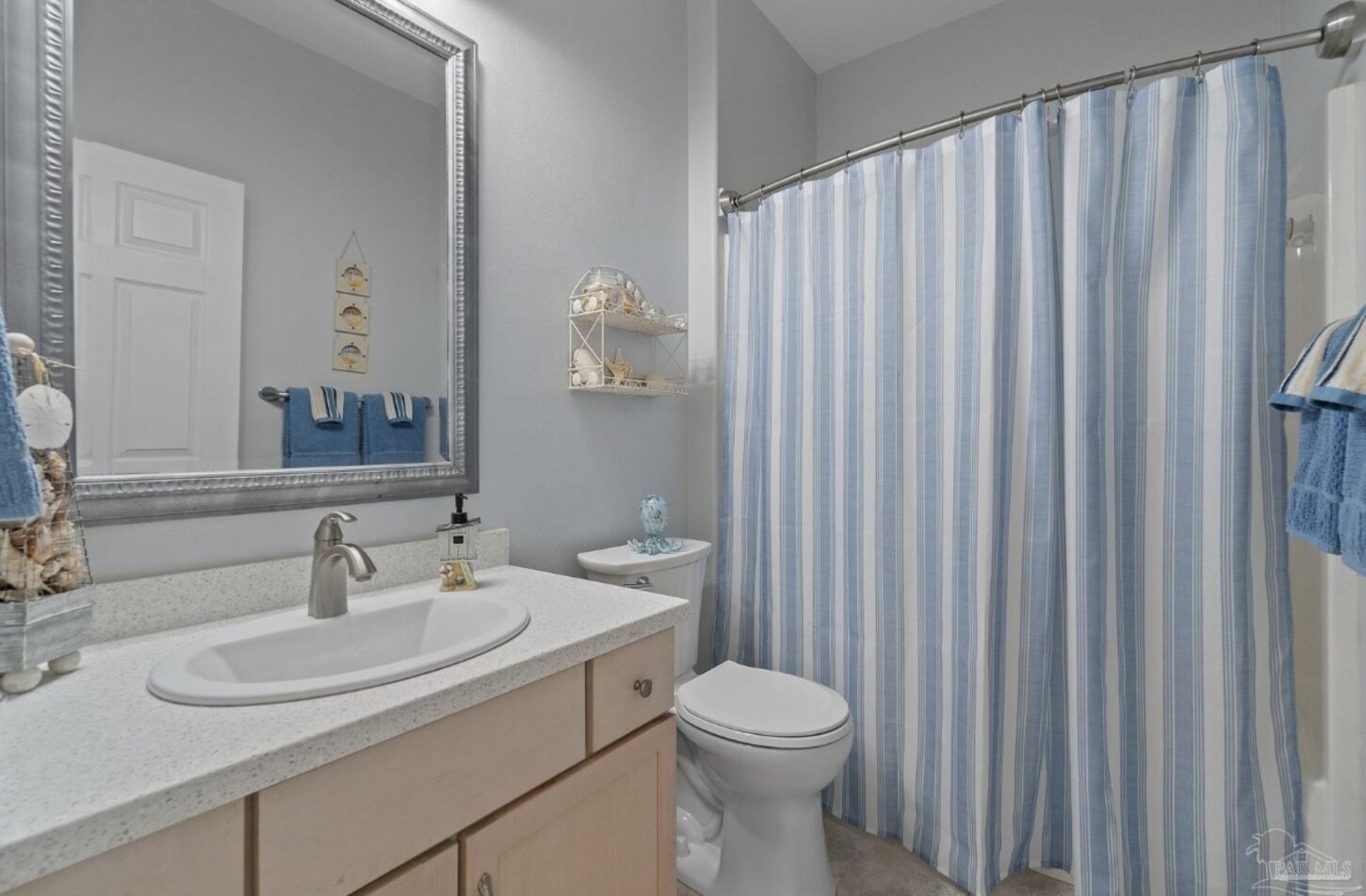 Full bathroom on the main level