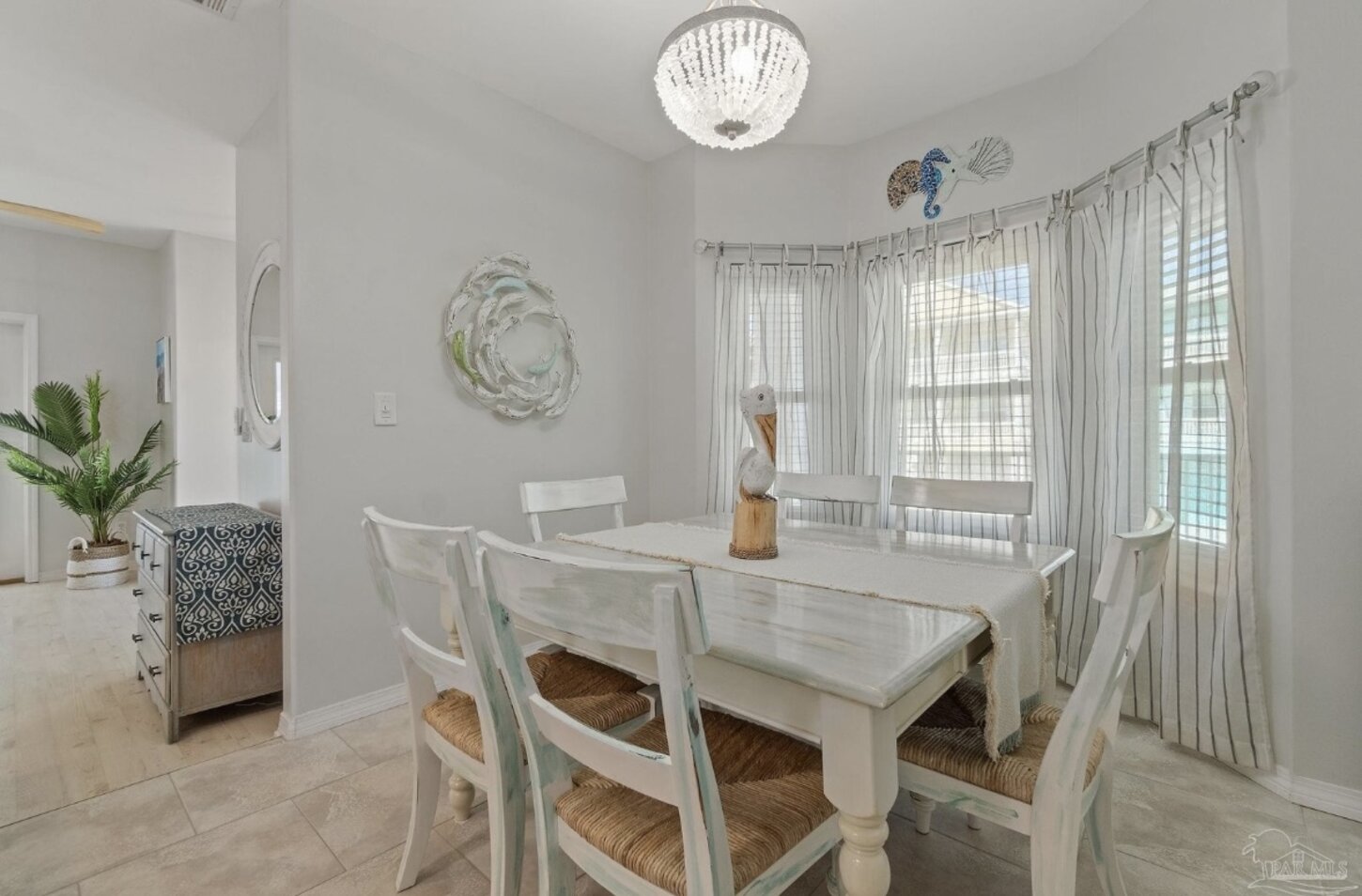 Dining nook