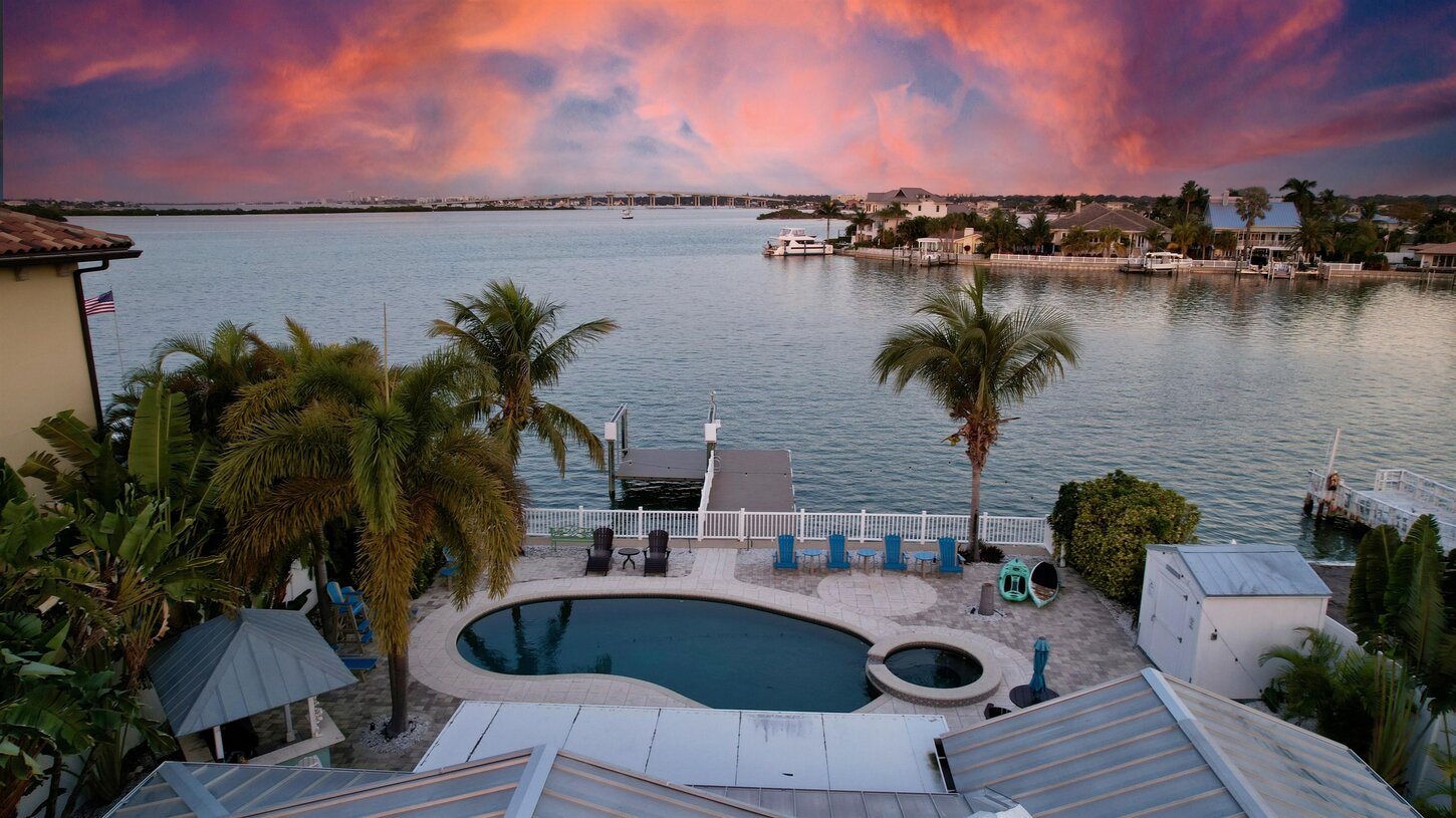 Tiki Paradise