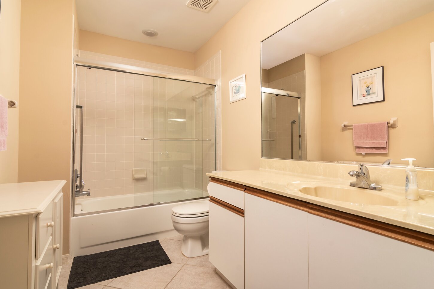 Master Suite Bathroom, soaps and amenities included.