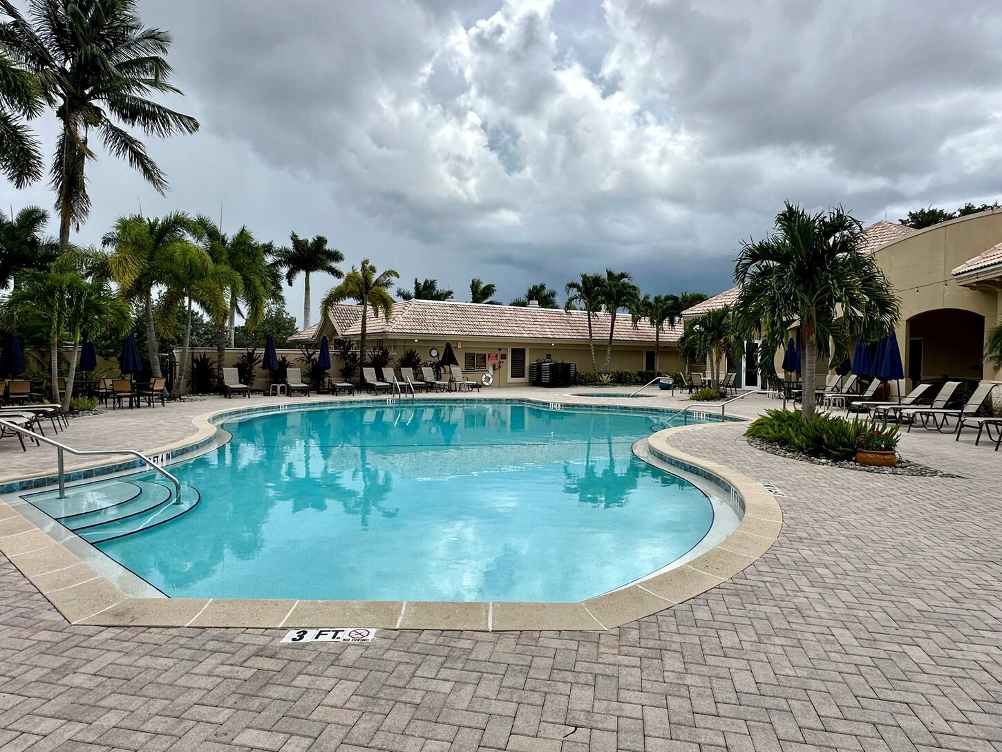Resort style pool at the clubhouse.