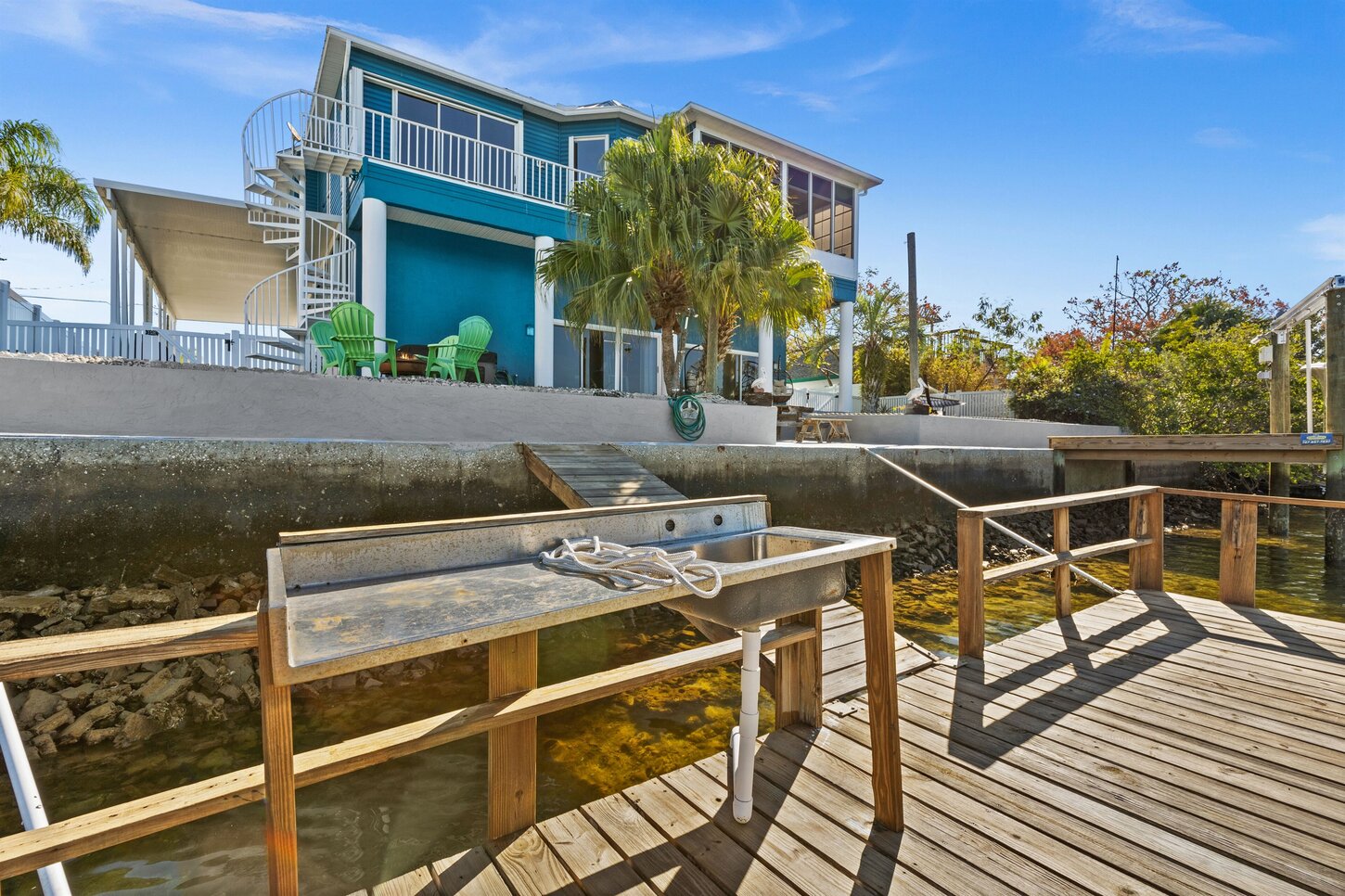 Deck Fish Cleaning Area