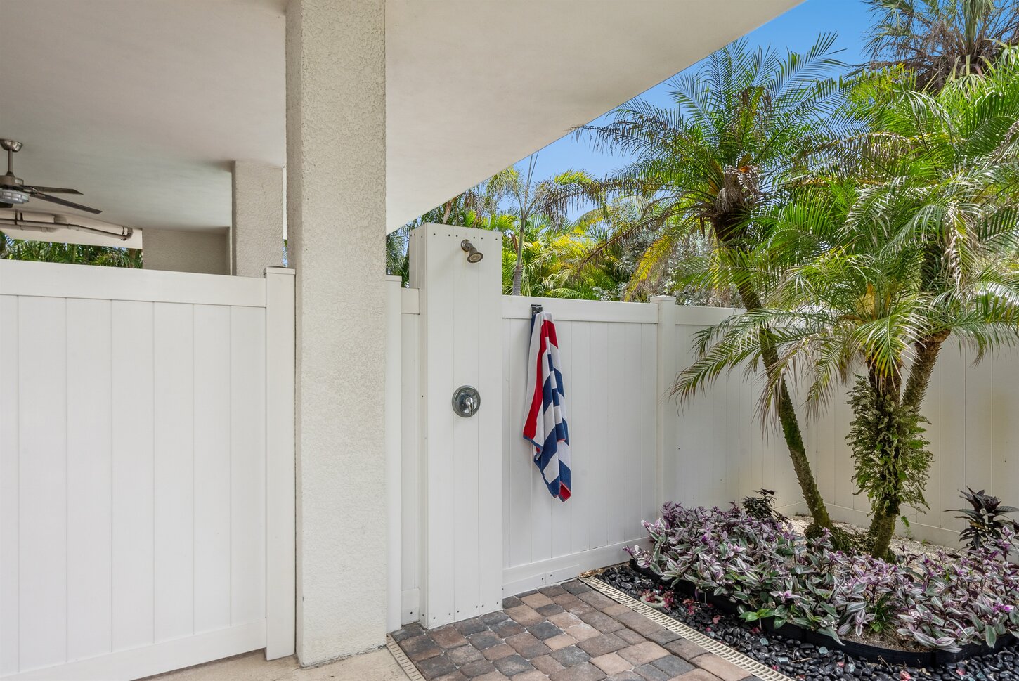 Outdoor Lanai Shower