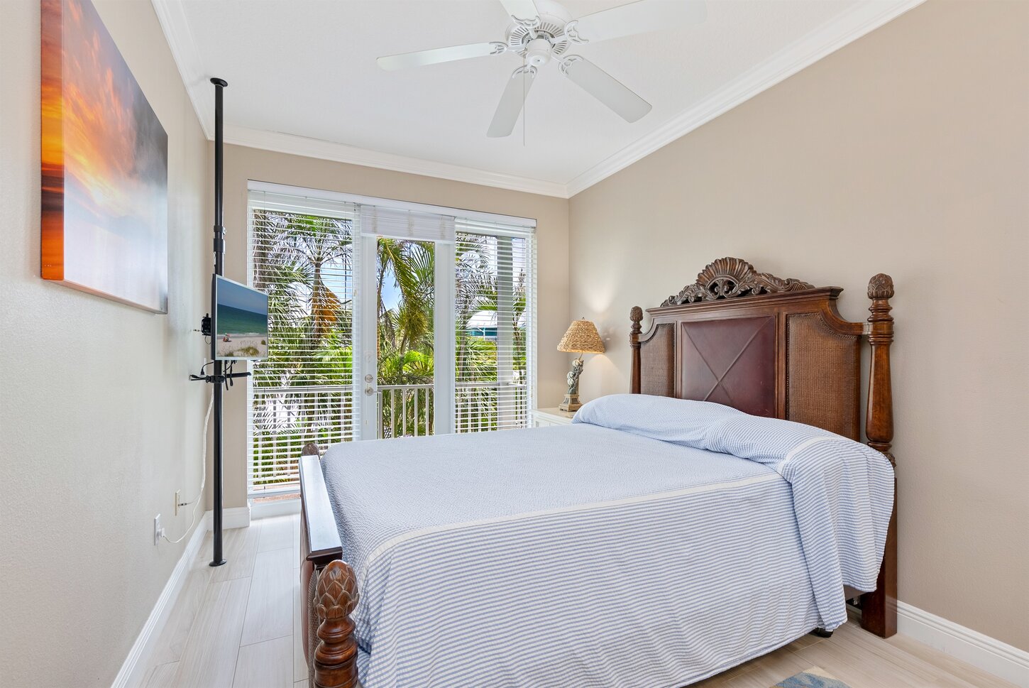 Ensuite Queen Bedroom