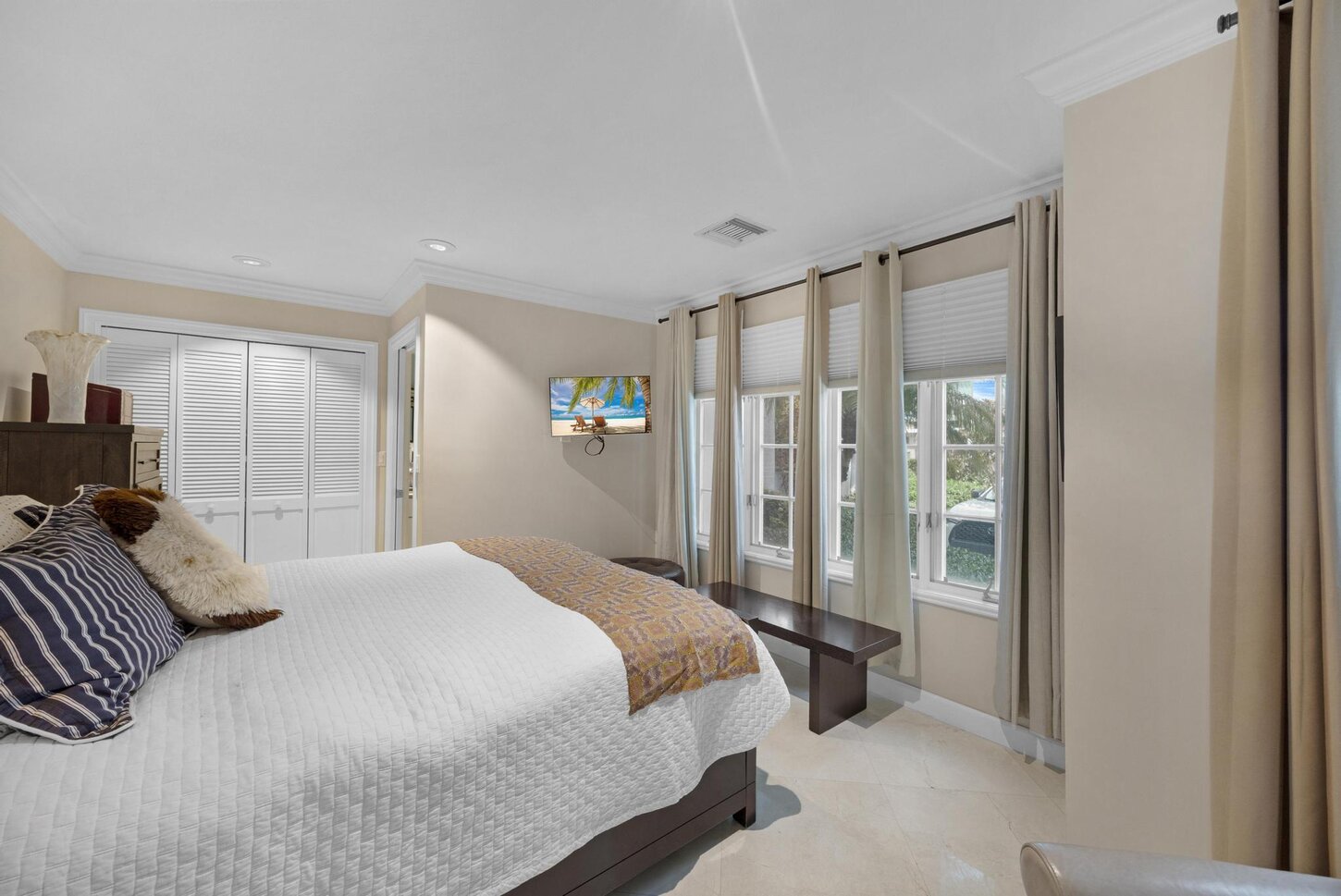 Guest Bedroom, Queen Size