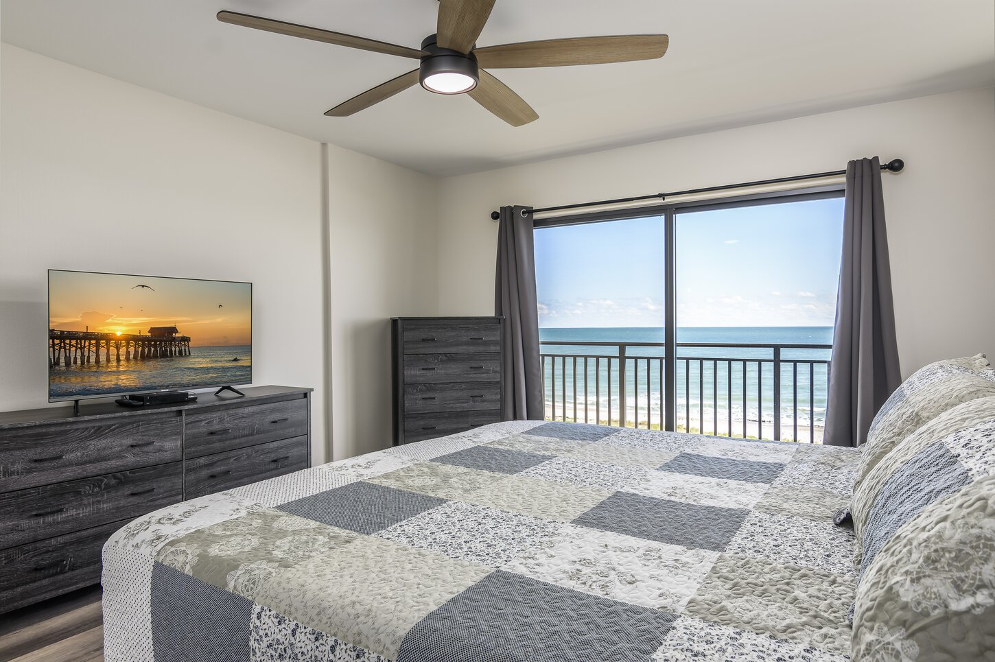 Master Bedroom with direct ocean view