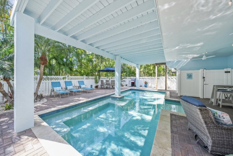 Griffins' Island Getaway