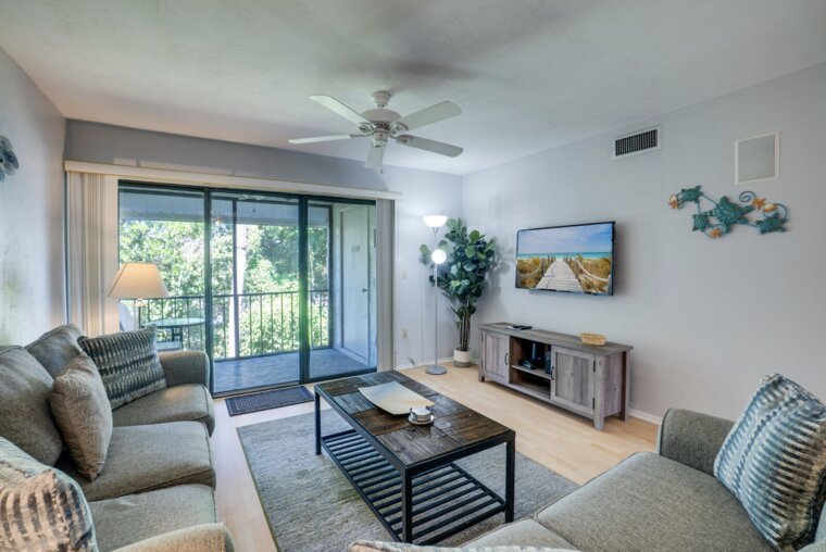 Sun Stack at Runaway Bay 251